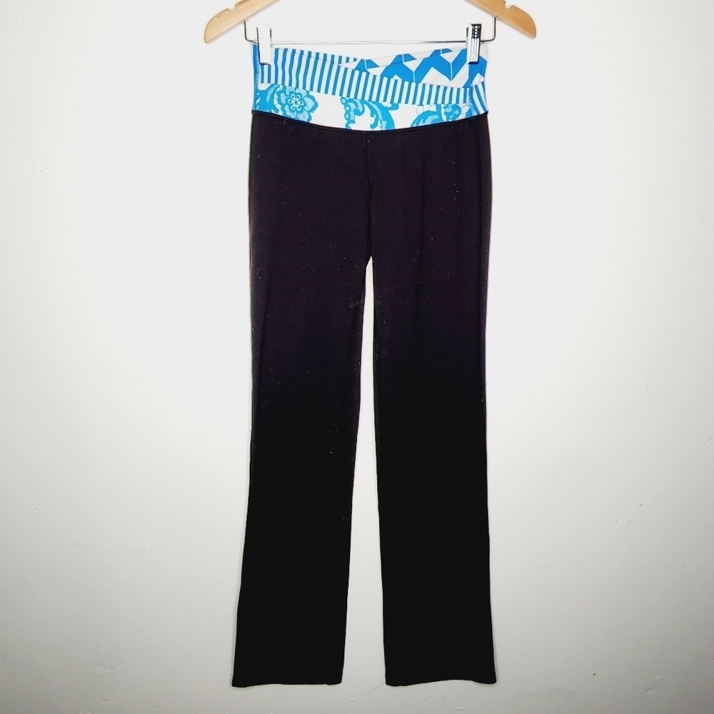 Lululemon Astro Pant - Beachy Floral White Porcelaine / Polar Cream Beam